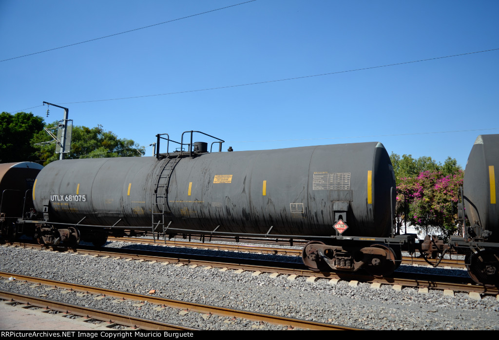 UTLX Tank Car